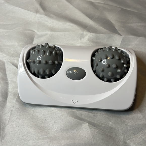 Asora Rolling Vibrating Ball Foot Massager - Picture 2 of 3